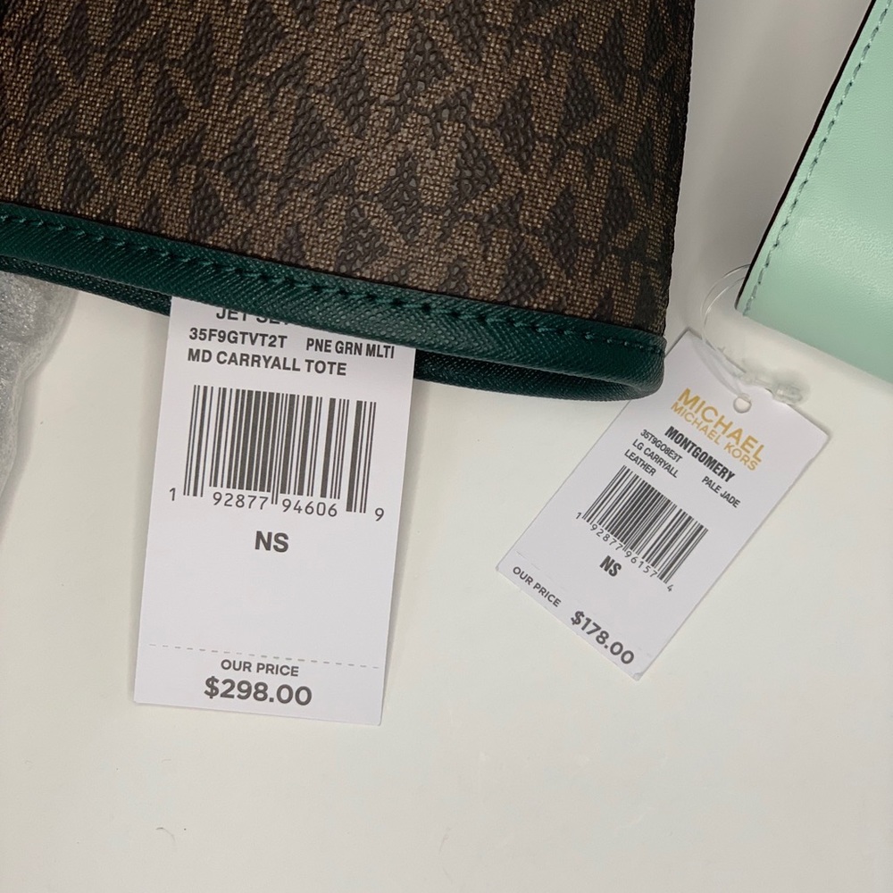 ❤️ Michael Kors CarryAll Tote & Wallet - Picture 8 of 8